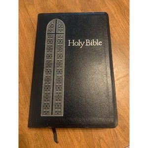 Holy Bible KJV Giant Print Red Letter Concord. Nelson Navy Bonded Leather 884CB